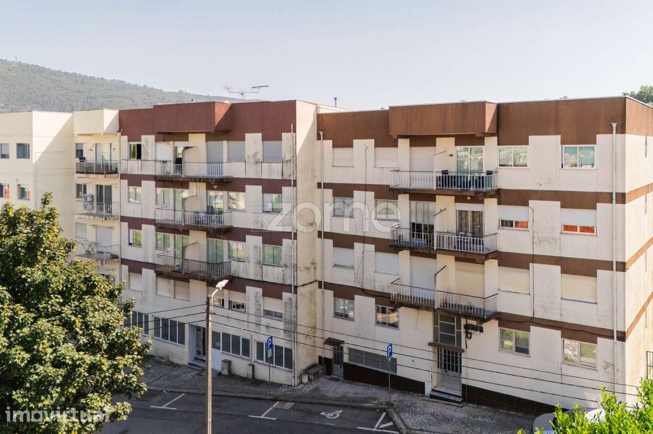 Apartamento T3 em Nogueira - Grande imagem: 3/28