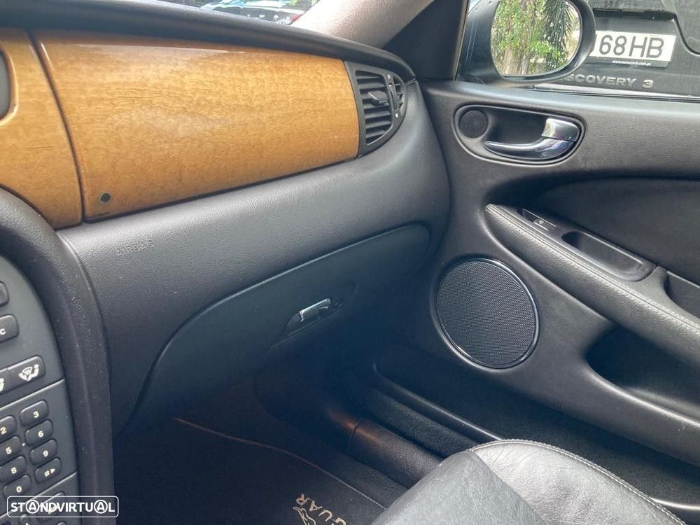 Jaguar X-Type SW 2.0 D Executive - 9