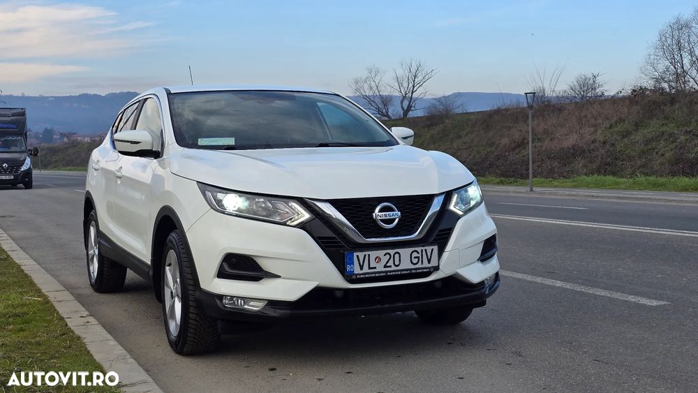 Nissan Qashqai - 1