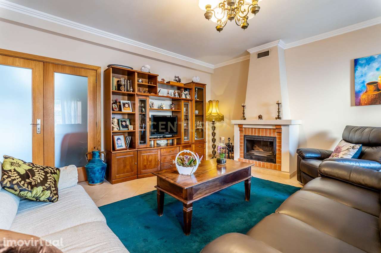 Moradia T4 | S.B. Messines | Garagem | Varandas - Grande imagem: 5/40