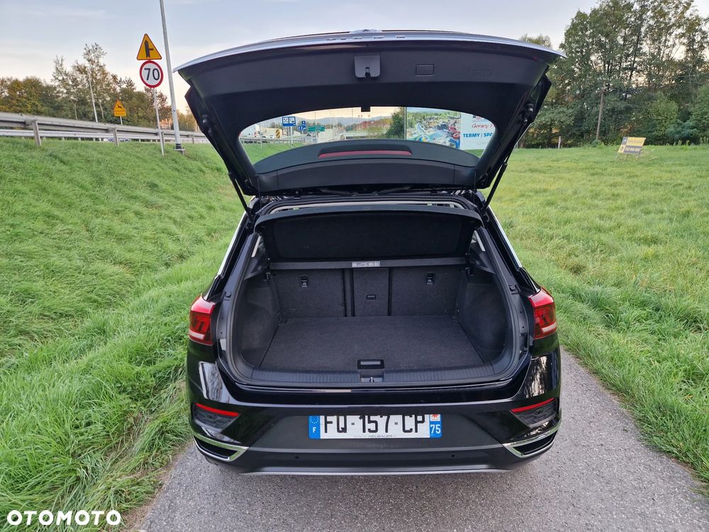 Volkswagen T-Roc - 10