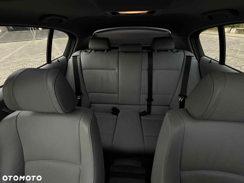 BMW Seria 1 - 12