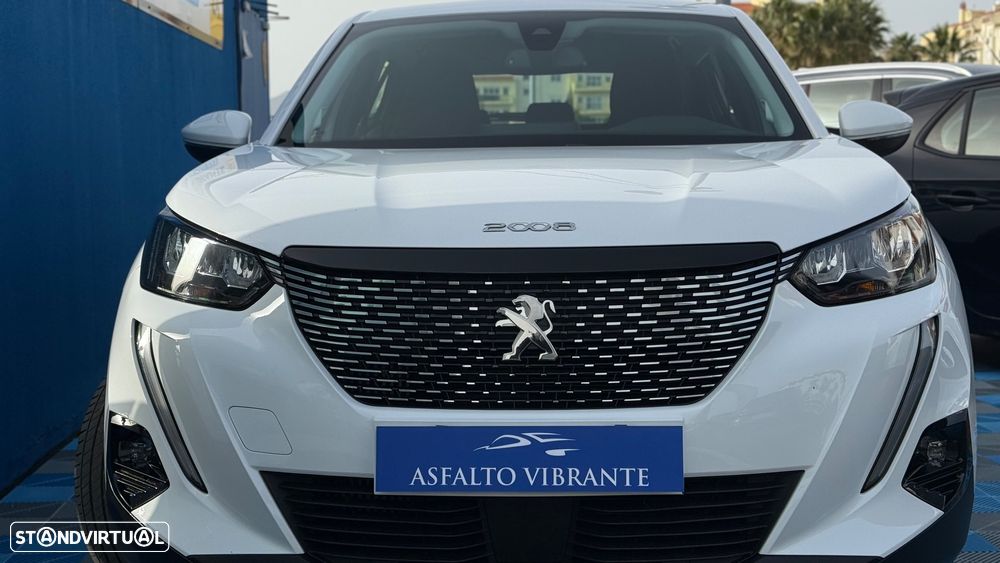 Peugeot 2008 1.5 BlueHDi Allure - 2