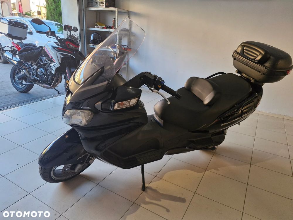 Suzuki Burgman - 3