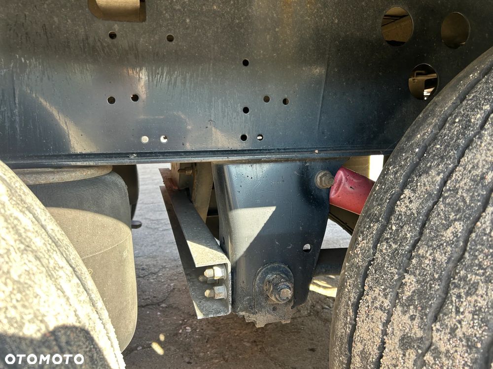 Mercedes-Benz ACTROS 1848 GIGASPACE + SCHMITZ 2017 ZESTAW CAŁY CZARNY / RETARDER / NOWY TACHOGRAF / KSENONY / FULL SPOJLERY / 2 ZBIORNIKI PALIWOWE / SCHMITZ JOLODA / ZAMKNIĘCIE CELNE - 31