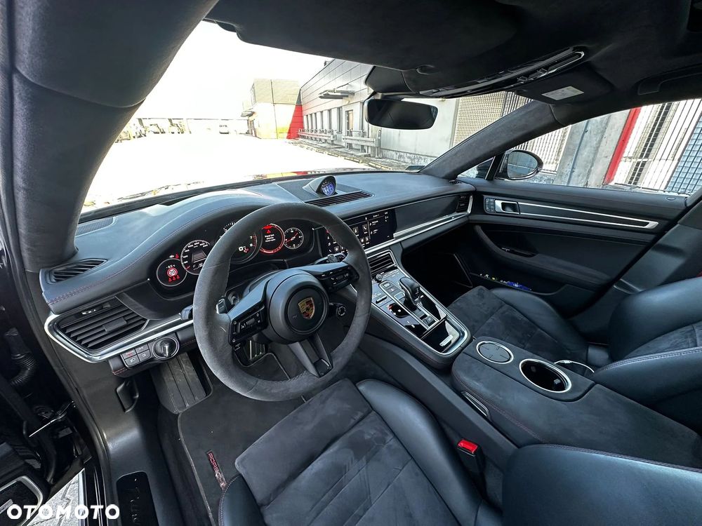 Porsche Panamera - 27