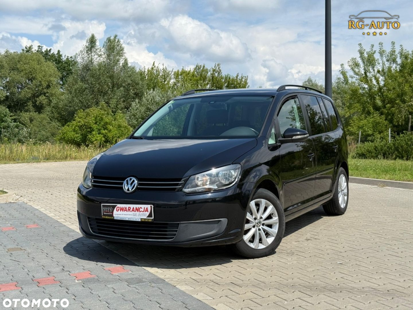 Volkswagen Touran - 15