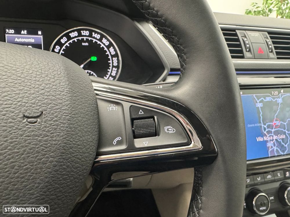 Skoda Superb 2.0 TDI Laurin&Klement DSG - 23
