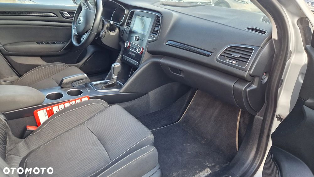 Renault Megane 1.5 dCi Limited EDC - 9