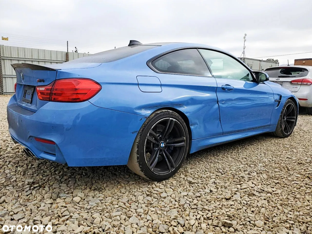 BMW M4 Coupe DKG - 4