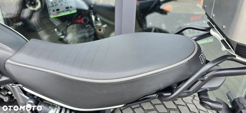 Ducati Scrambler - 34