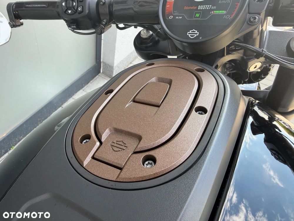 Harley-Davidson Sportster - 11