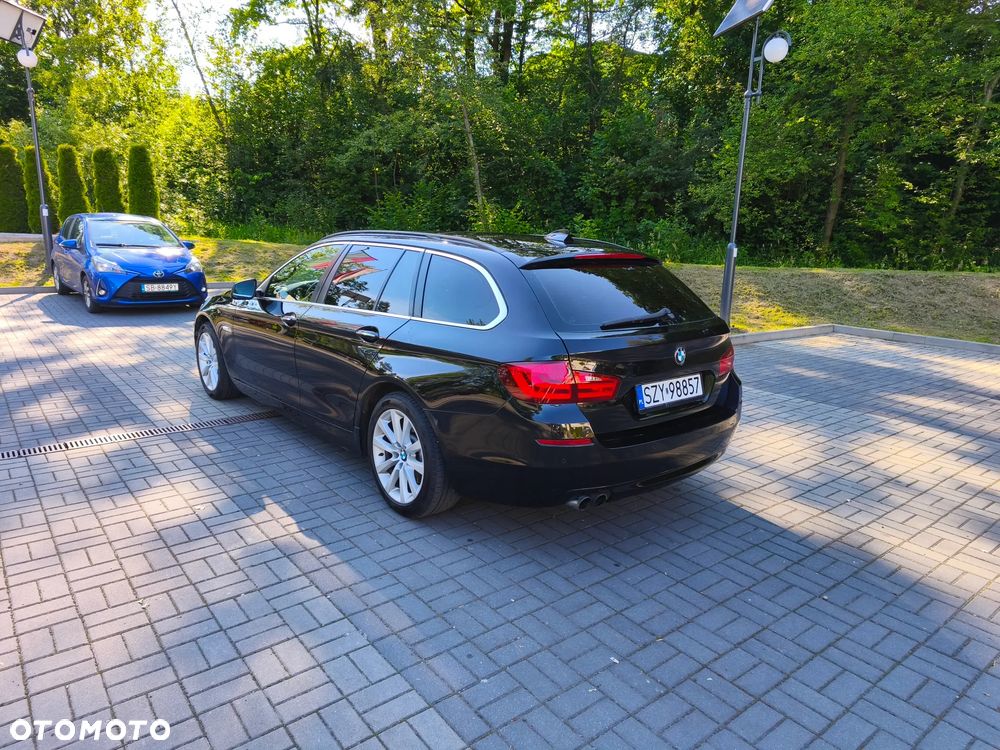 BMW Seria 5 525d - 4