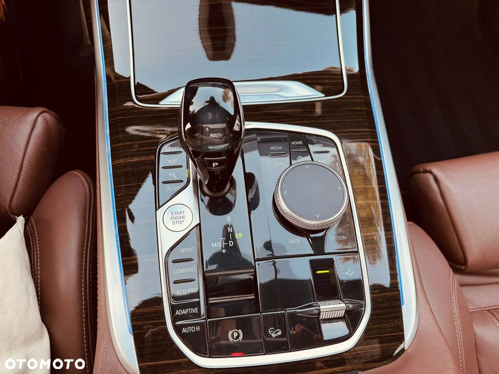 BMW X7 xDrive40i - 13