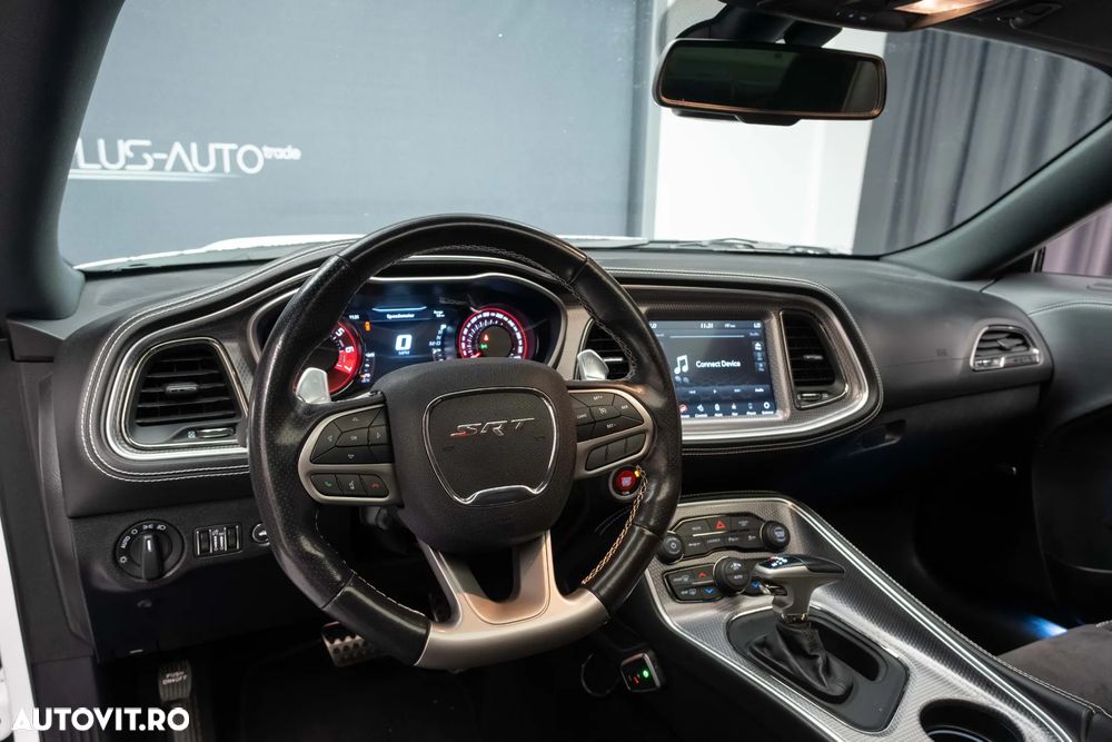 Dodge Challenger Automatik SRT Hellcat - 31