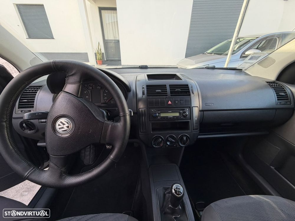 VW Polo 1.2 Live - 10