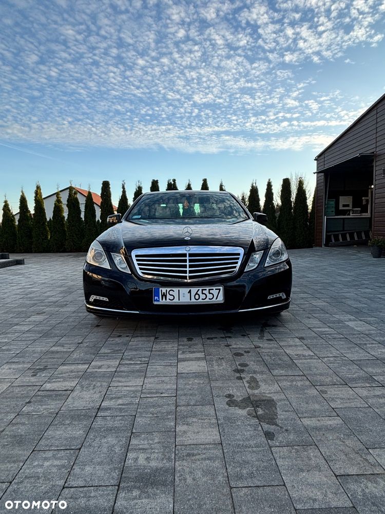 Mercedes-Benz Klasa E 350 CDI BlueEff Avantgarde - 33