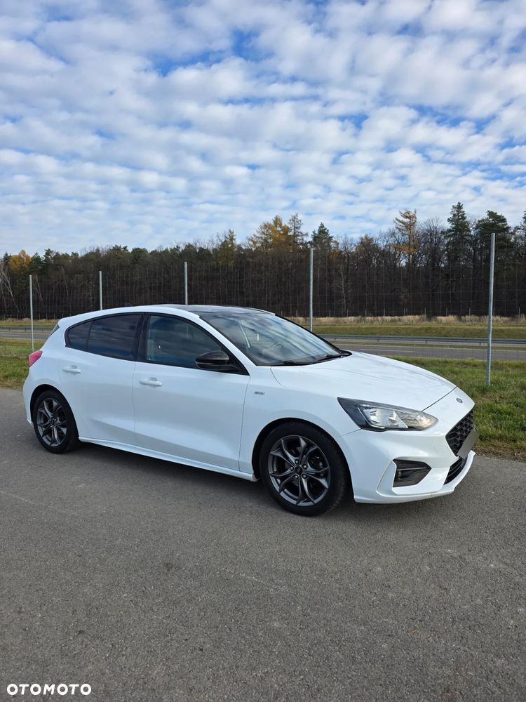 Ford Focus 1.5 TDCi DPF Start-Stopp-System ST-Line - 9