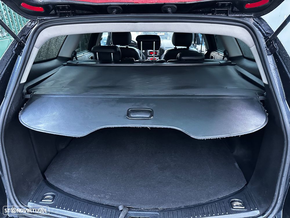 Ford Mondeo SW 2.2 TDCi Titanium S - 41