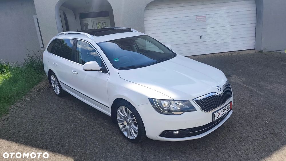 Skoda Superb 3.6 FSI 4x4 Platinum Outdoor DSG - 21