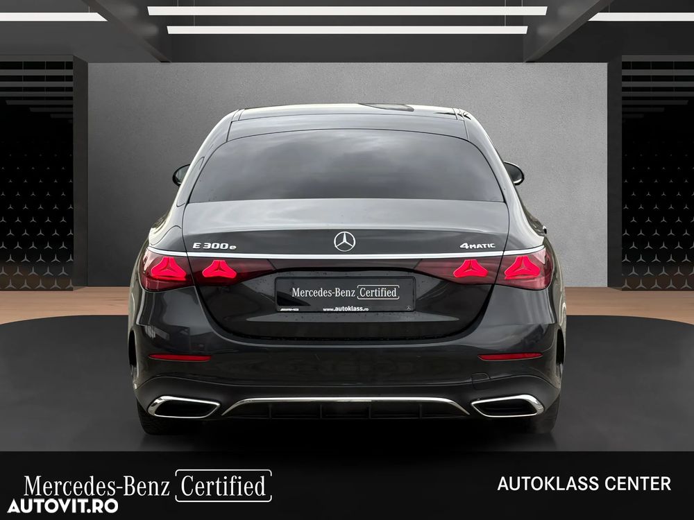 Mercedes-Benz E 300 PHEV - 7