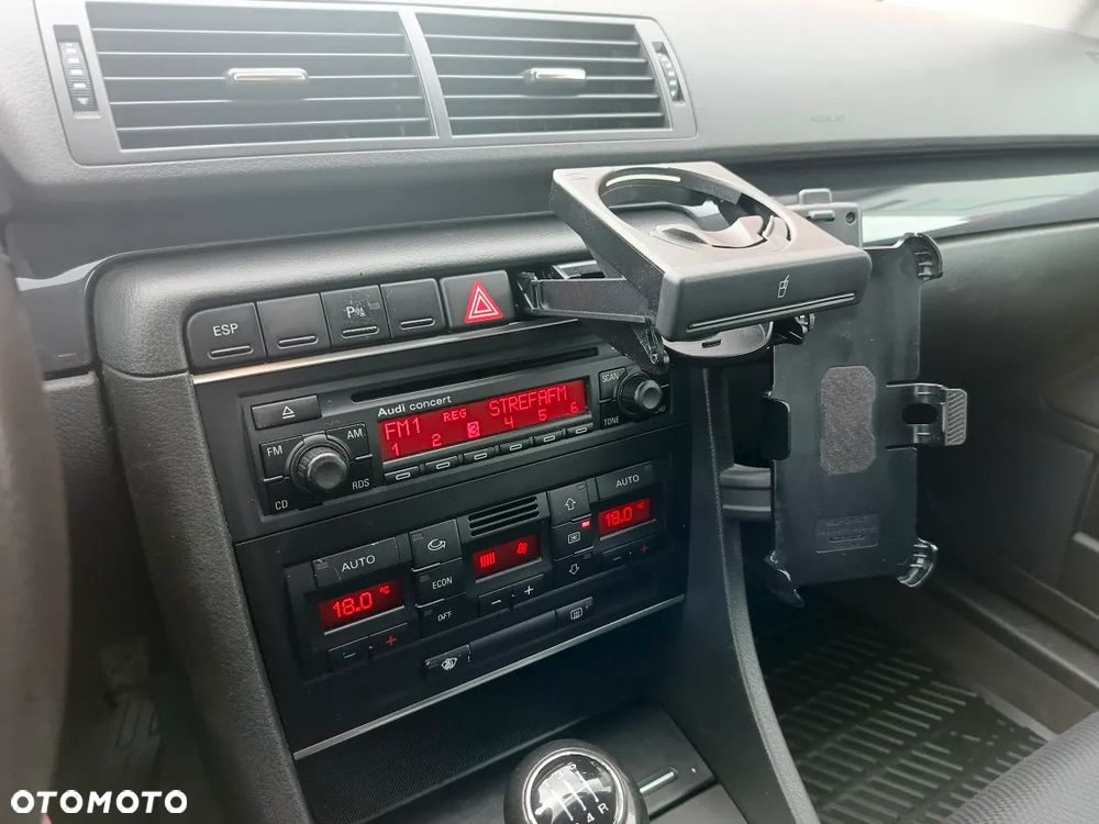 Audi A4 Limousine - 22