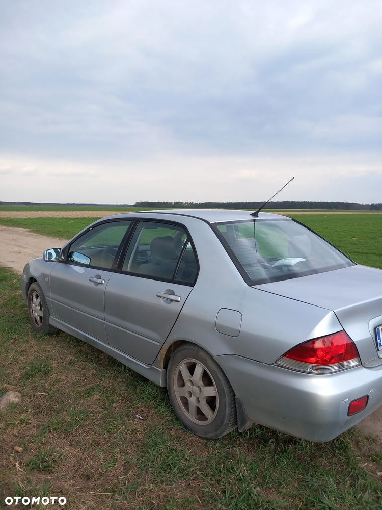 Mitsubishi Lancer 1.6 Comfort - 6