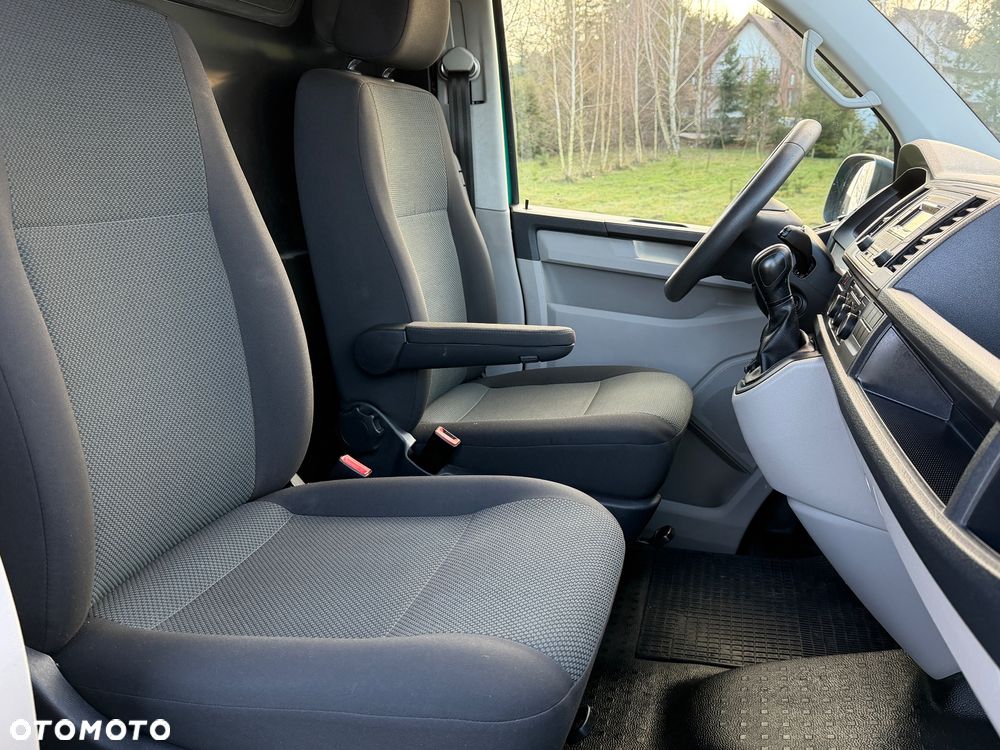 Volkswagen Transporter - 19