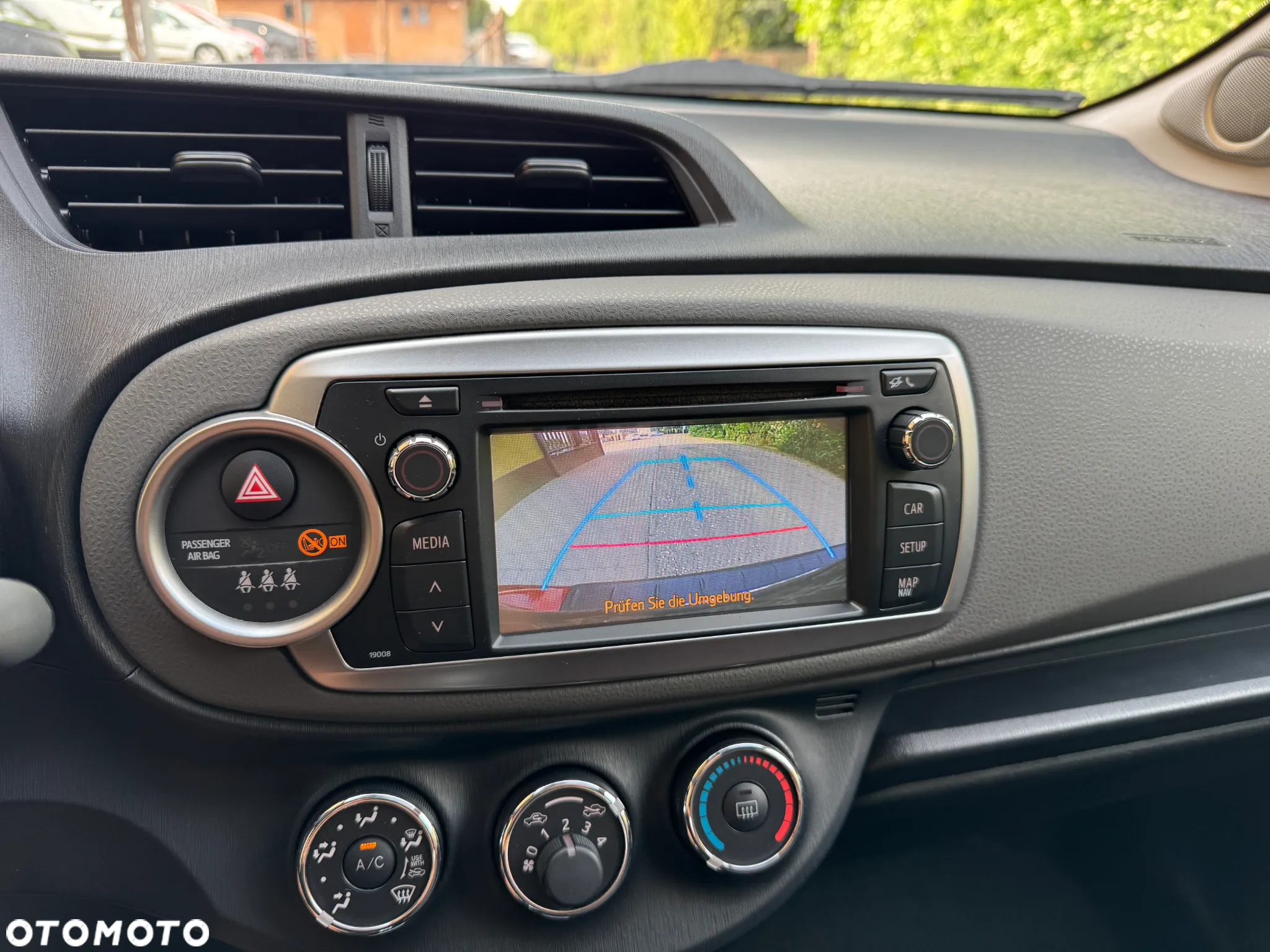 Toyota Yaris 1.33 Business Edition - 11