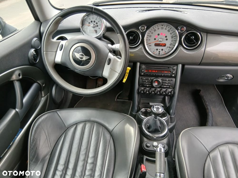 MINI ONE - 8