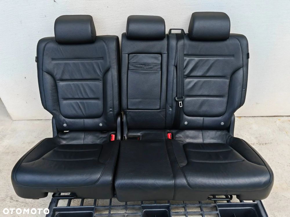 VW TOUAREG II 7P 10-18R KANAPA FOTELE TYL AIR BAG KOMPLET SKÓRA CZARNA - 1