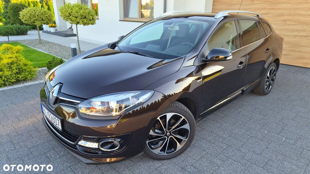 Renault Megane ENERGY TCe 130 BOSE EDITION - 26