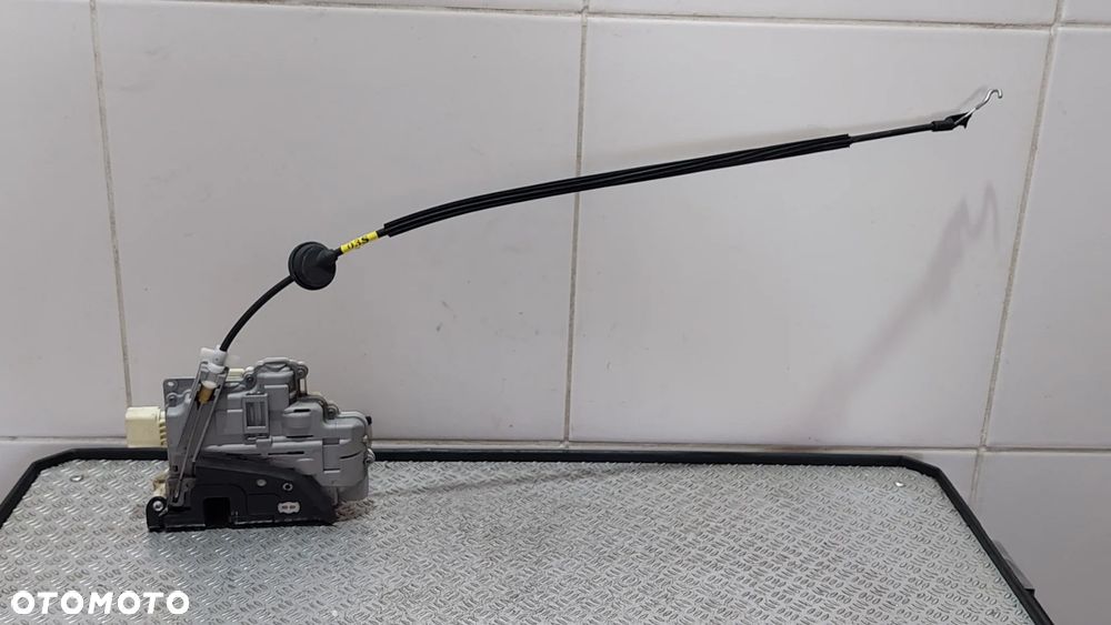 ZAMEK DRZWI PRAWY PRZÓD VW EOS R2012 NR 1P1837016 - 5