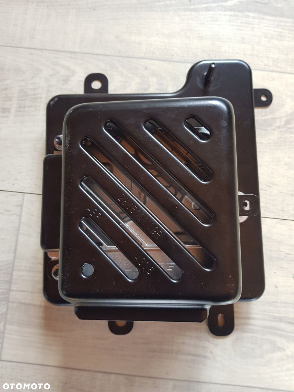 Wzmacniacz audio BOSE do Renault Clio IV Lift - 1