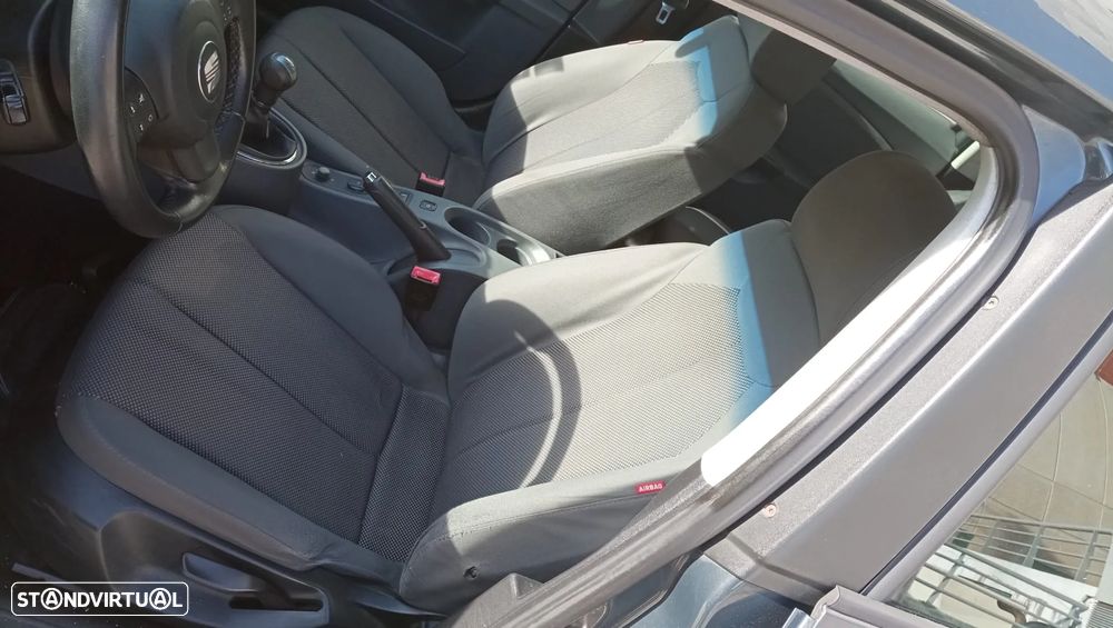 SEAT Leon 1.9 TDI DPF Ecomotive Style - 17