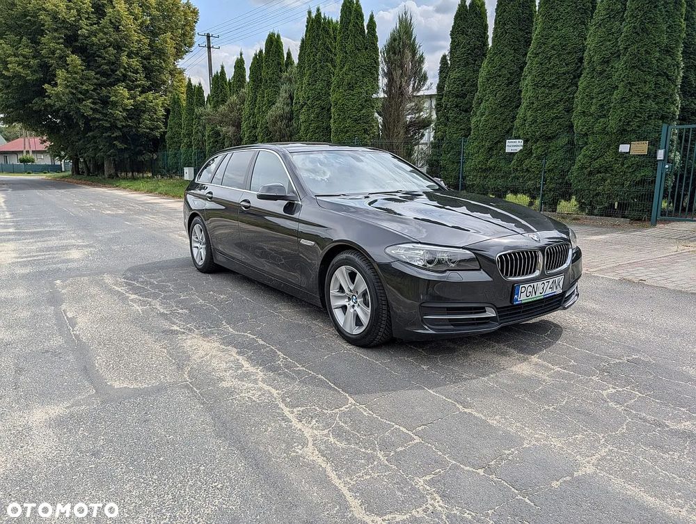 BMW Seria 5 520d Sport Line - 8