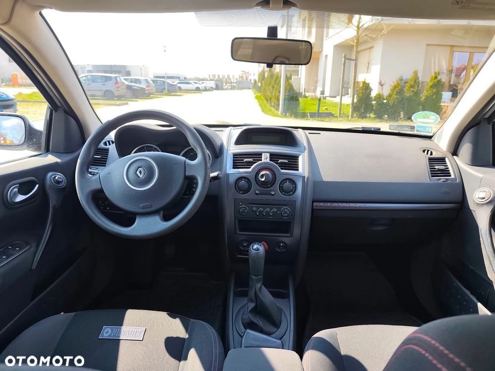 Renault Megane 1.6 16V Generation - 9