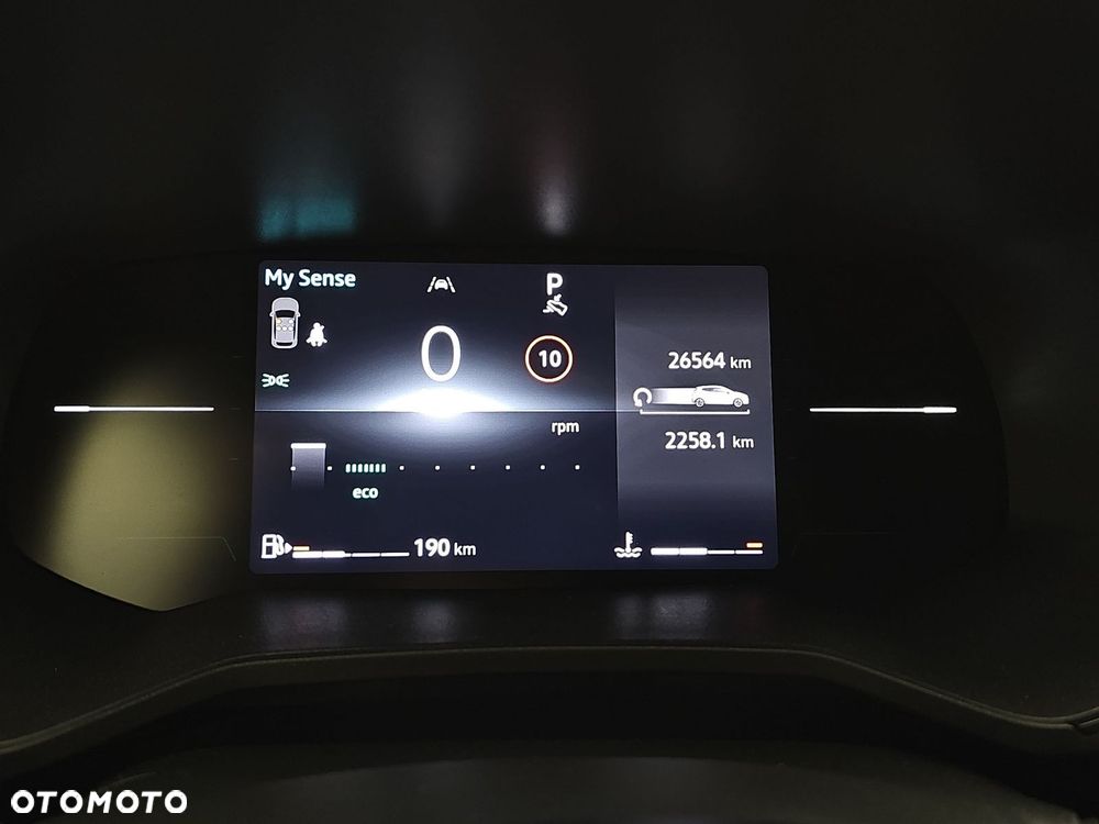 Renault Clio 1.0 TCe Techno Xtronic - 22