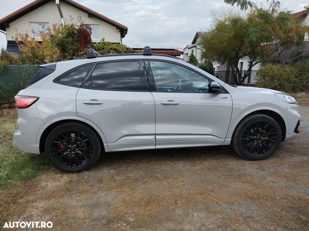 Ford Kuga - 3