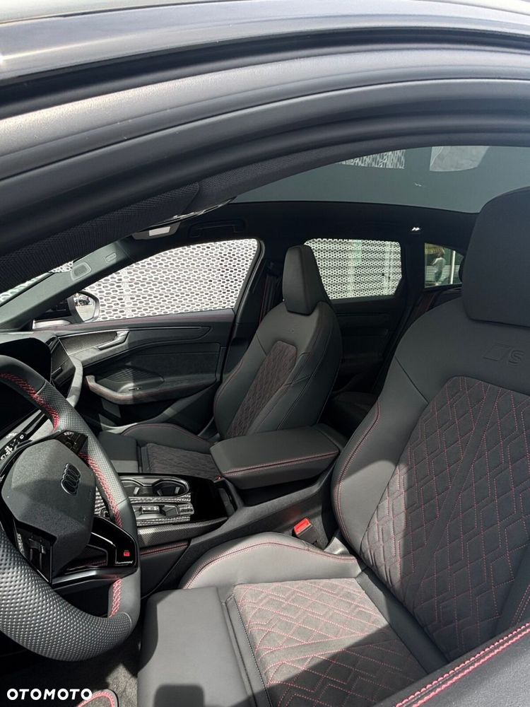 Audi A6 Avant - 11