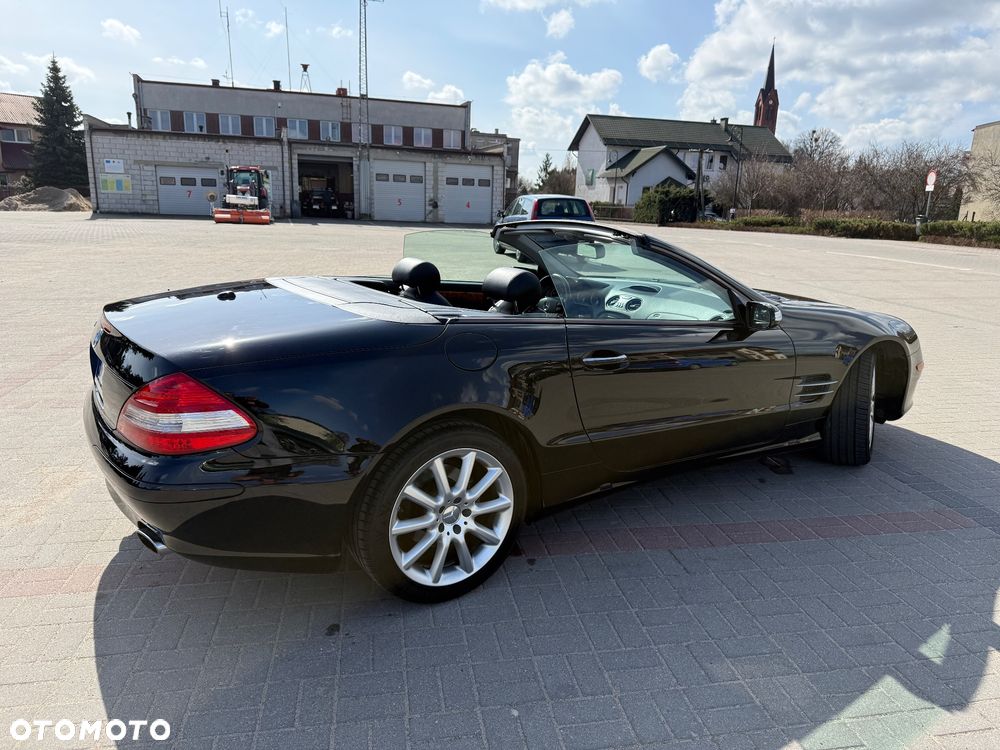 Mercedes-Benz SL - 26