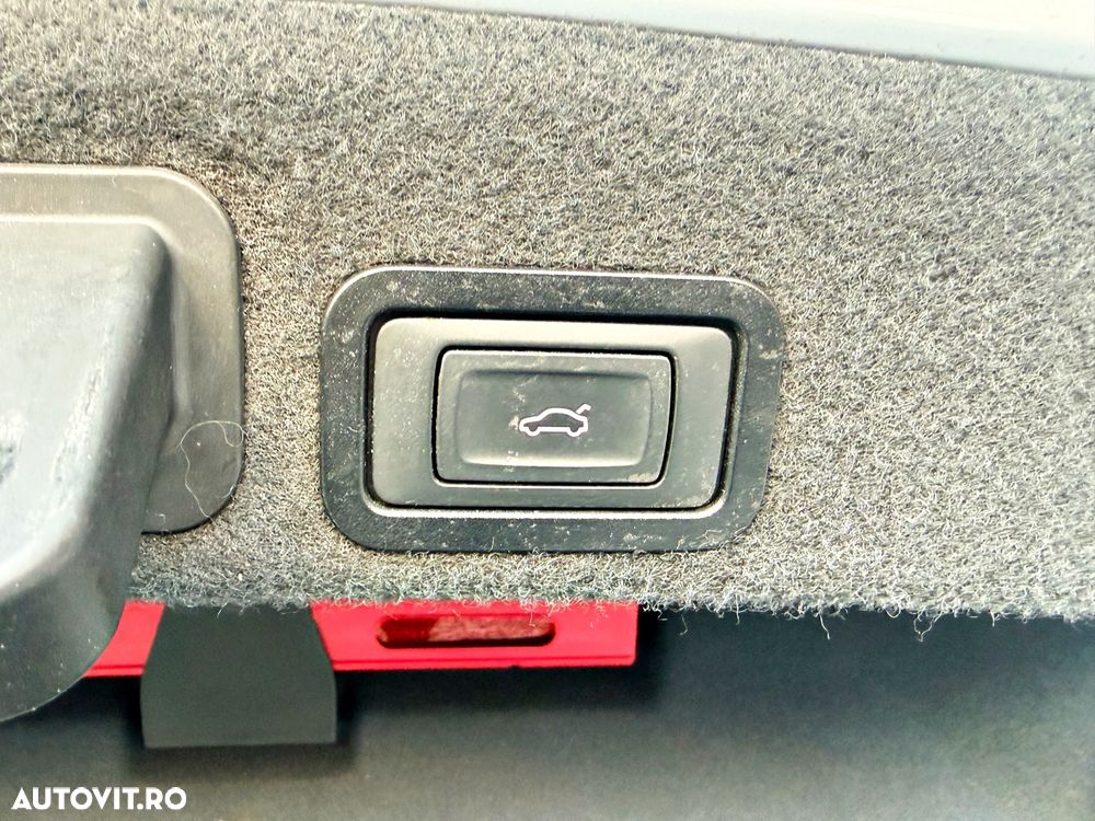 Audi A6 2.0 TDI Ultra DPF S tronic - 13