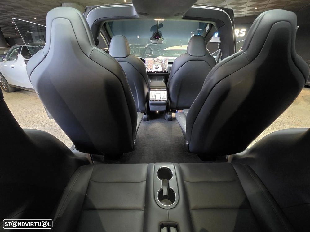 Tesla Model X Plaid AWD - 46