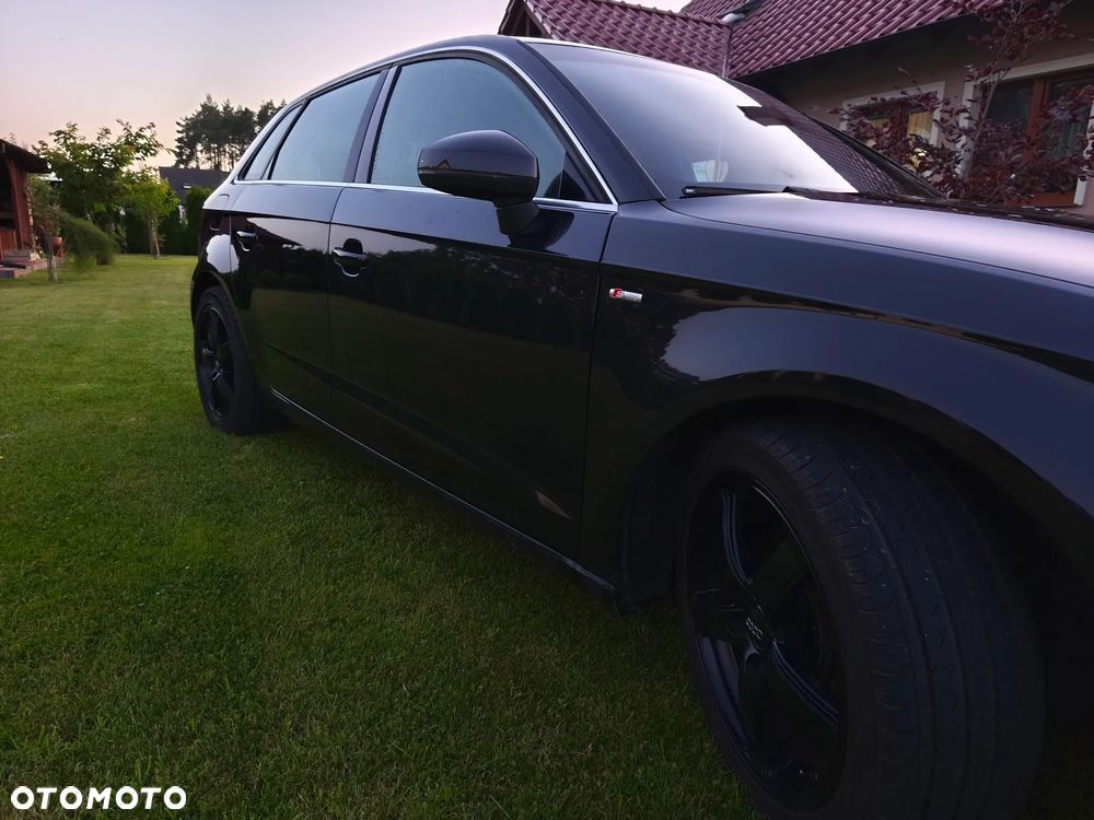Audi A3 Sportback 2.0 TDI S line Sportpaket - 10