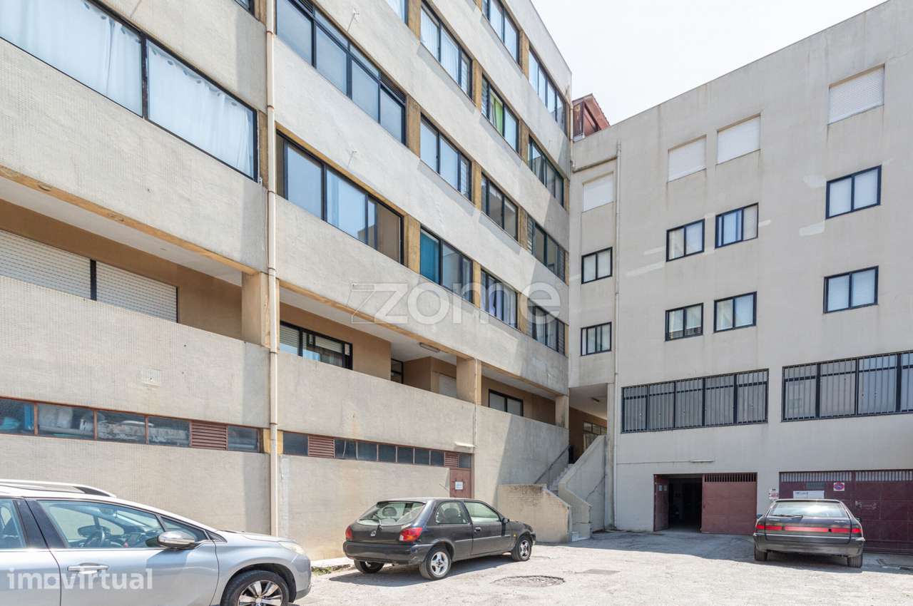 Apartamento T2 com Garagem | Valbom, Gondomar - Grande imagem: 2/25