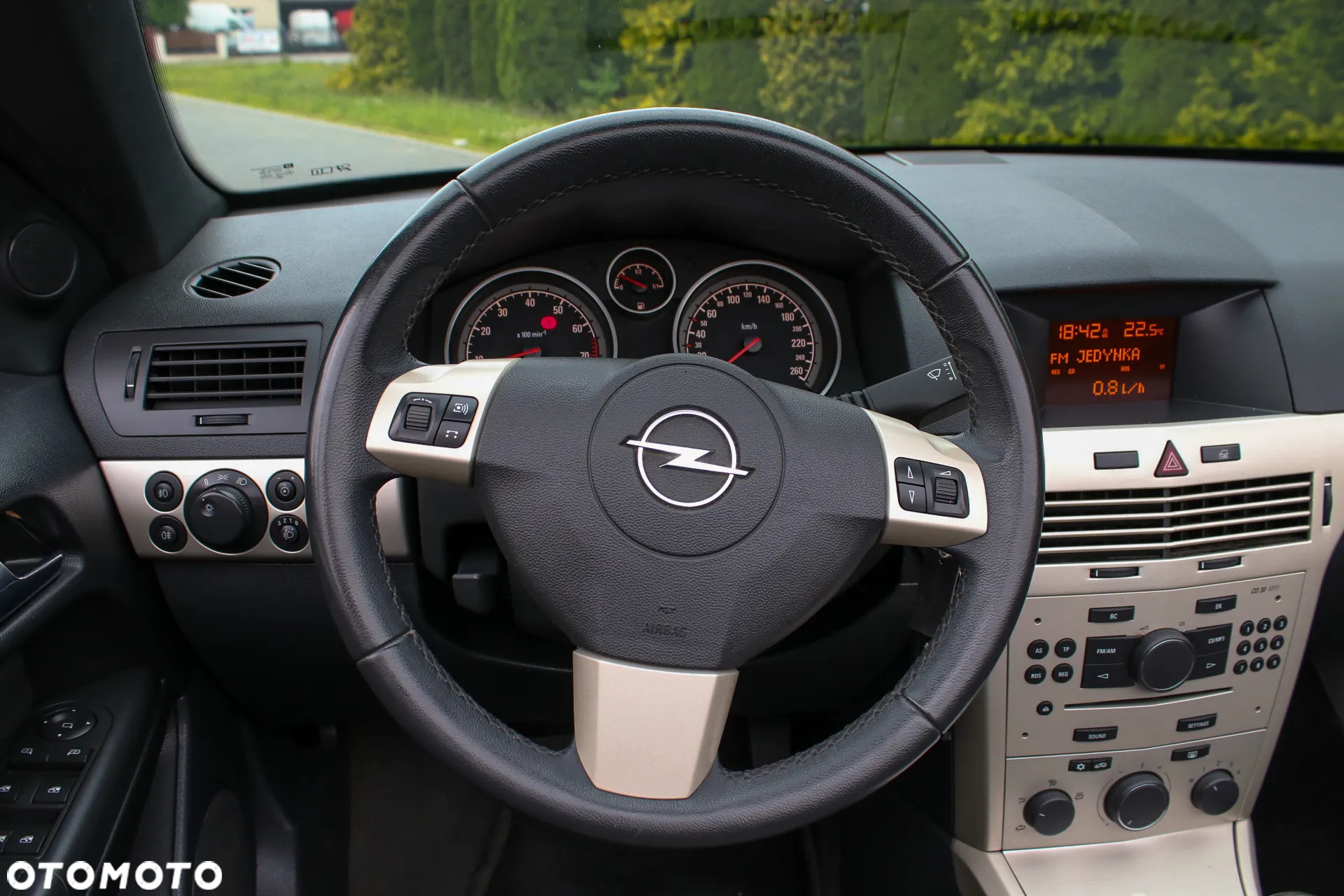 Opel Astra Twin Top 1.6 Edition - 33