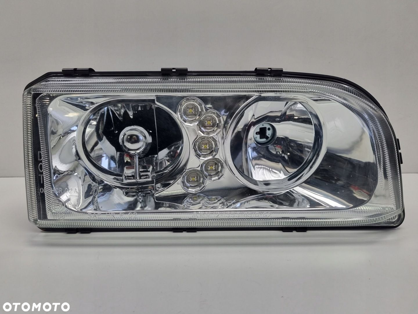 Volvo V70 S70 C70 96-00r PRZEDNIE LAMPY TUNING LEWA PRAWA przód KOMPLET LED - 3