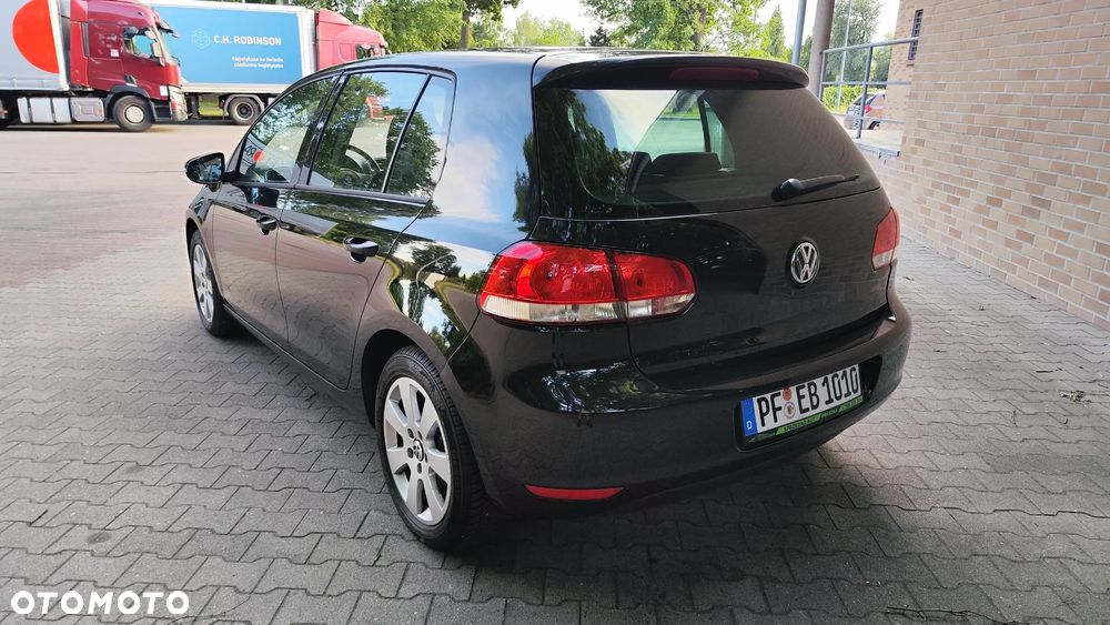 Volkswagen Golf 1.6 Comfortline - 6