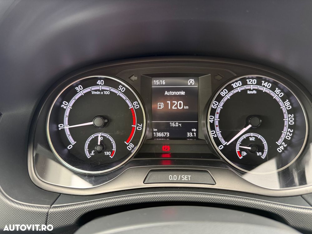 Skoda Fabia 1.0 TSI Ambition - 11
