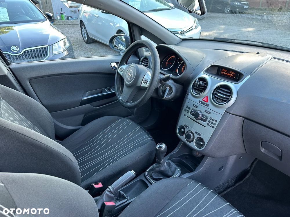 Opel Corsa - 17